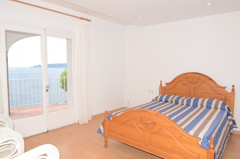 Villa Narcol — Torroella De Montgri — photo 2