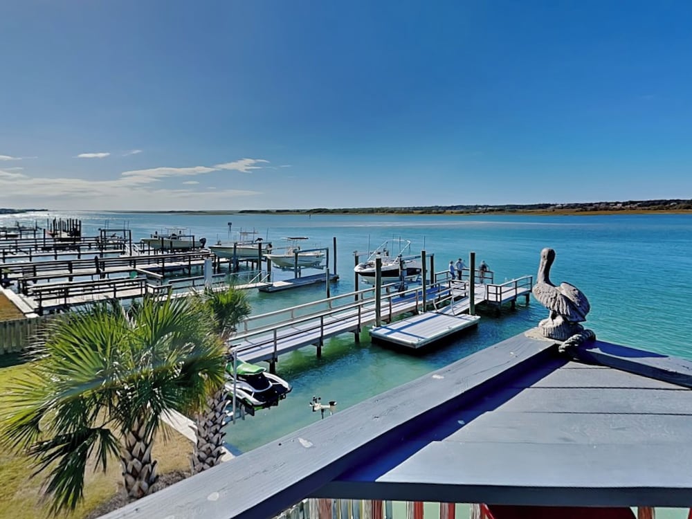 Sea Chase in Holly Ridge, United States