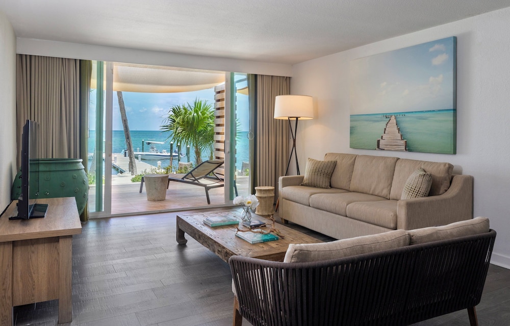 Amara Cay Resort - photo 11