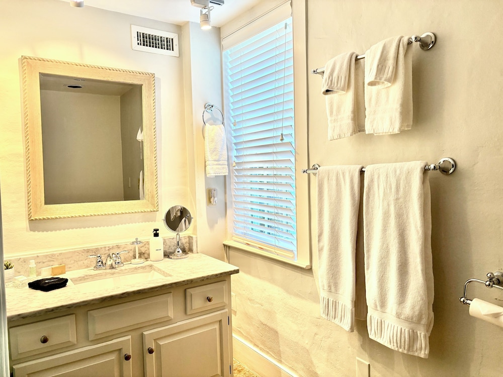 Sea Meadow Inn - photo 41