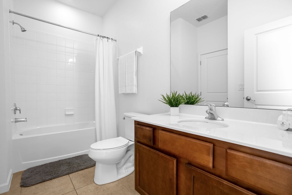 Splendid 5Bd w Pool Close to Disney 310 @ Bella Vida Resort - photo 23