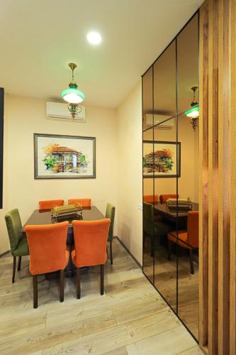 Comfortable 2BR Apt with 3 Balconies by Wehost