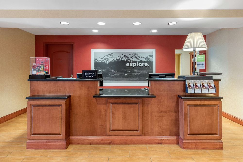 Hampton Inn & Suites Arcata - photo 3