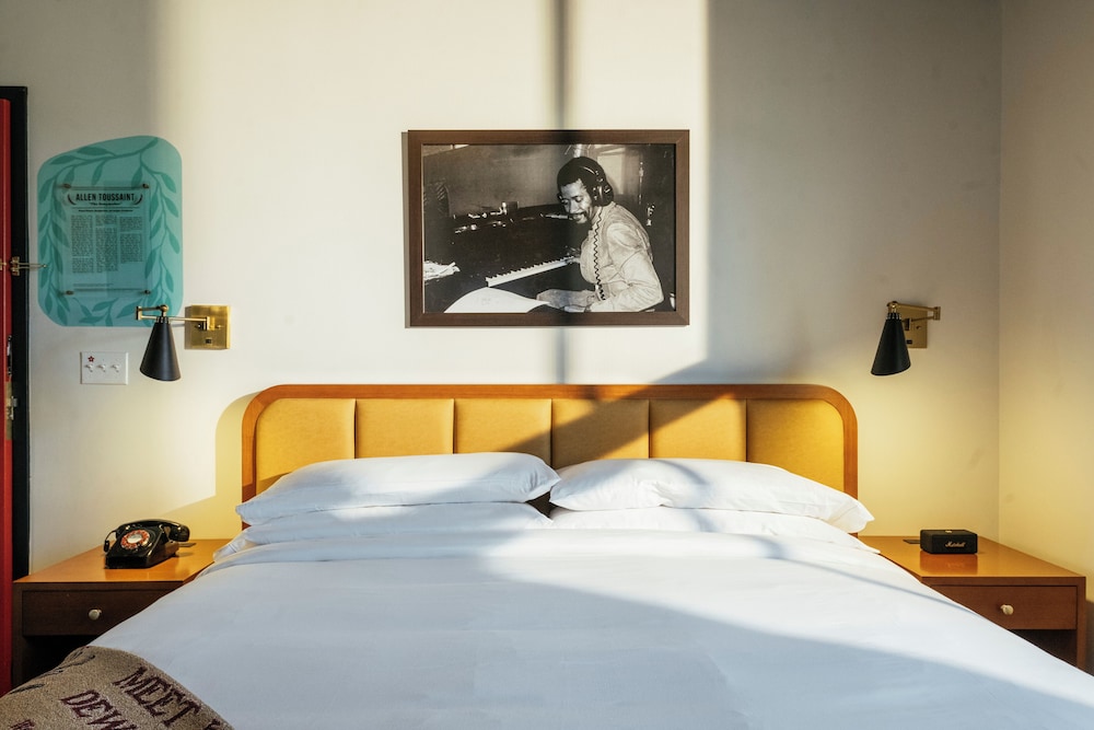 Dew Drop Inn - photo 19