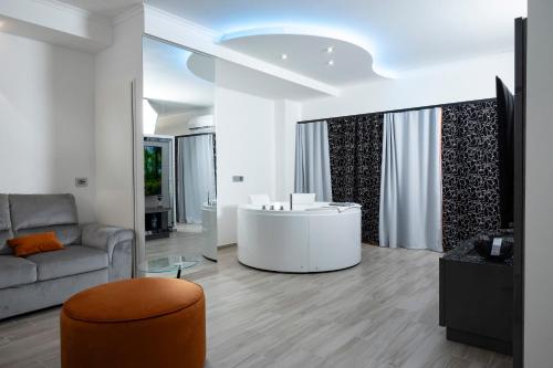 Suite17 Luxury GuestHouse — 5-Star Luxury Hotel in Giovinazzo, Italy