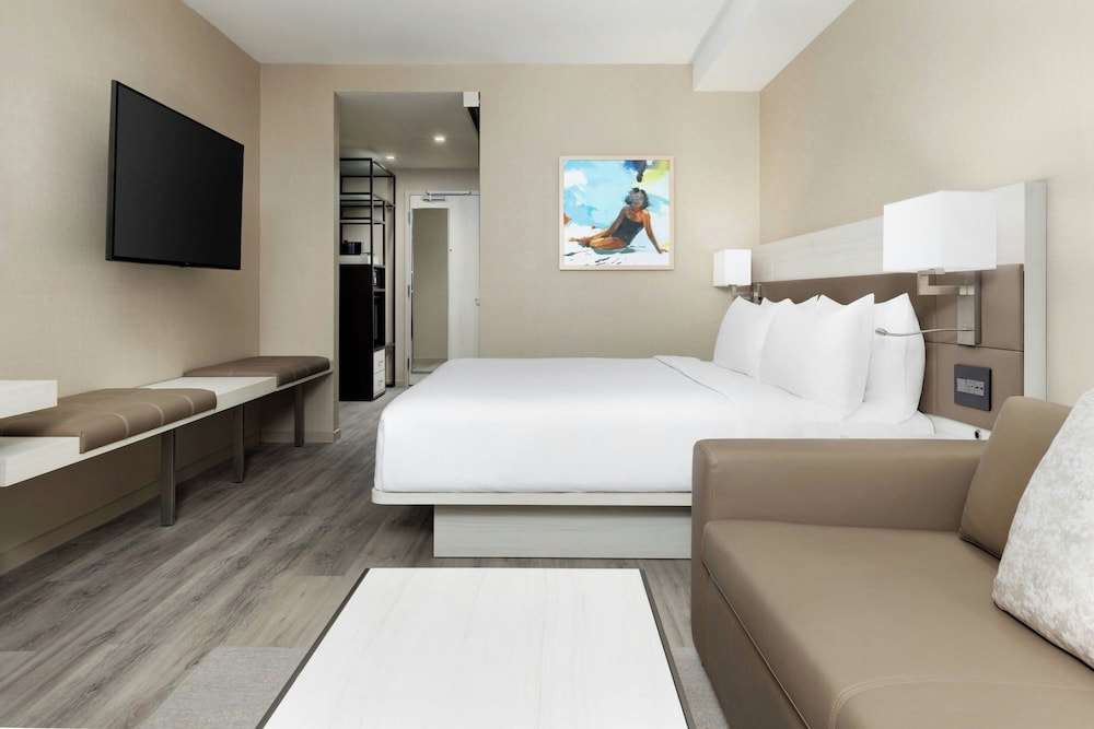 AC Hotel St. Petersburg Downtown - photo 24