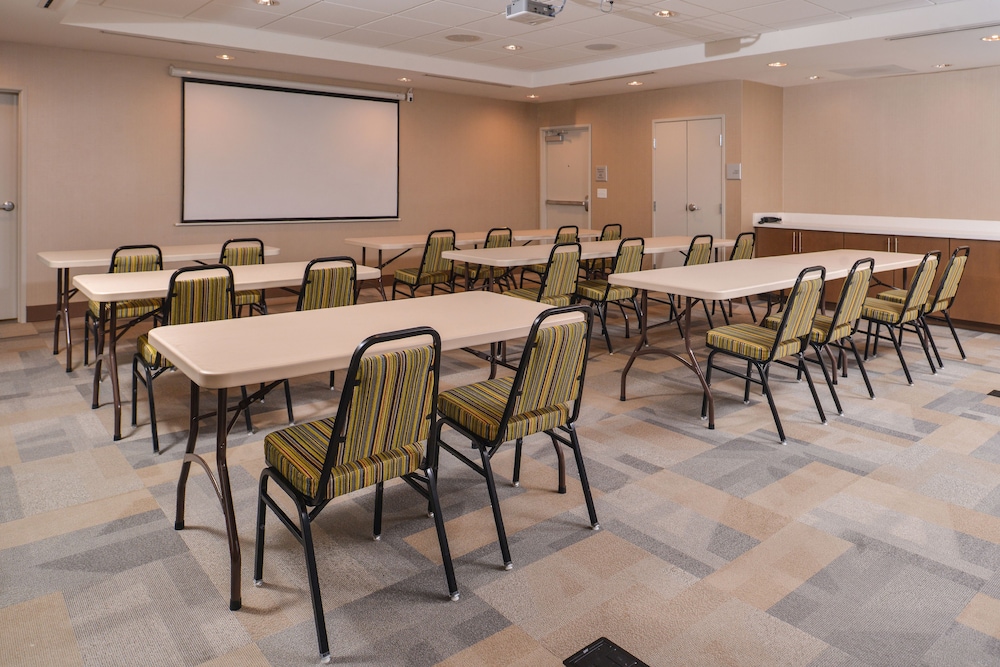 Hampton Inn & Suites St. Paul Oakdale Woodbury - photo 47