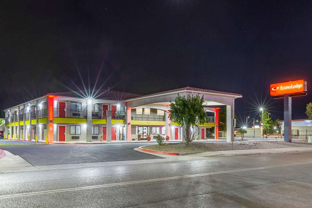 Econo Lodge West Coors Blvd - photo 40