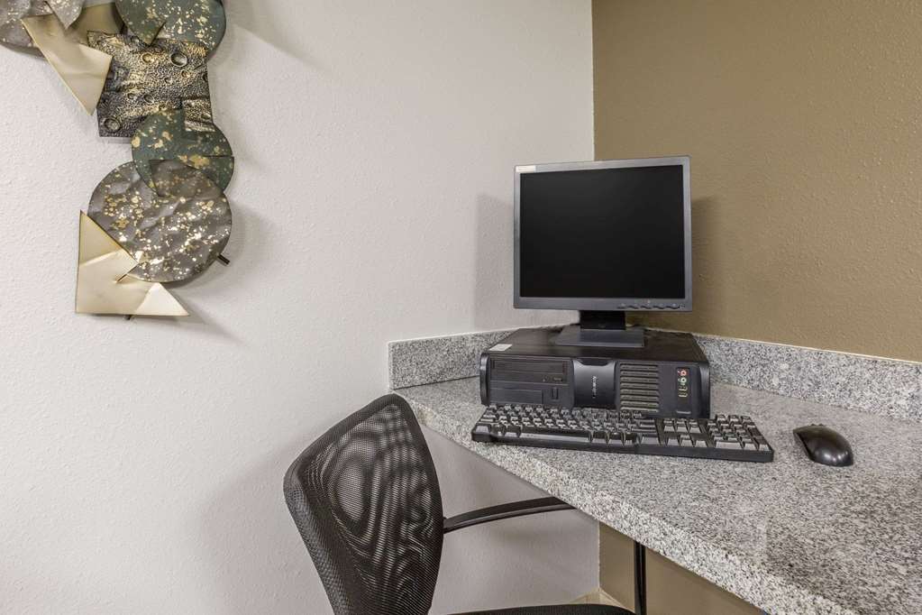 Super 8 by Wyndham Osceola IA - photo 14