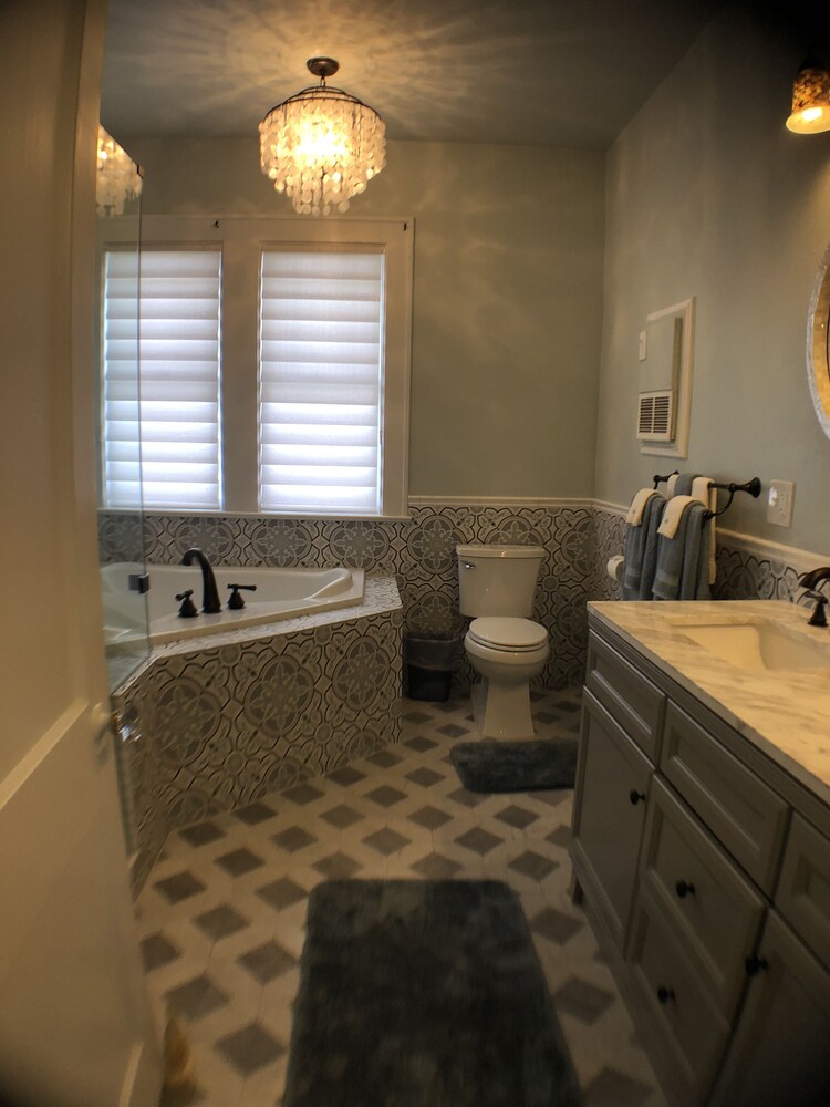 Avenue O Bed & Breakfast - photo 23