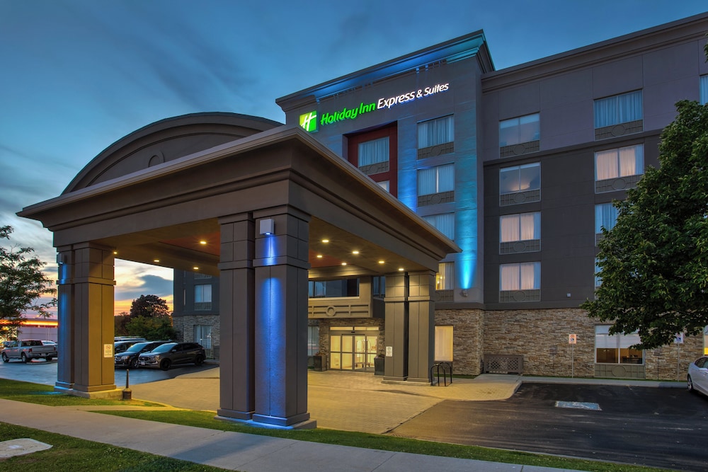 Holiday Inn Express Hotel & Suites Kingston