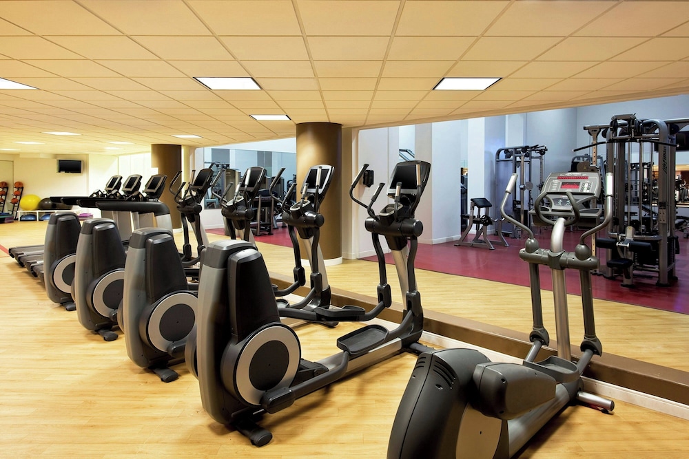 Sheraton Parsippany Hotel - photo 18