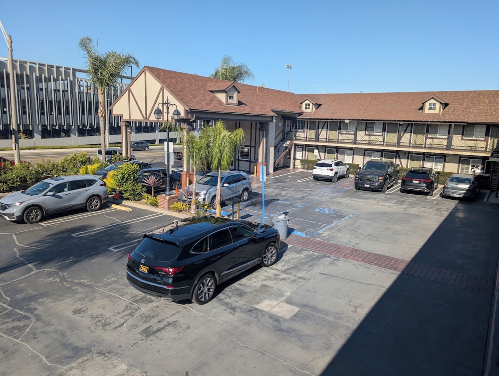 Cabana Inn & Suites - photo 22