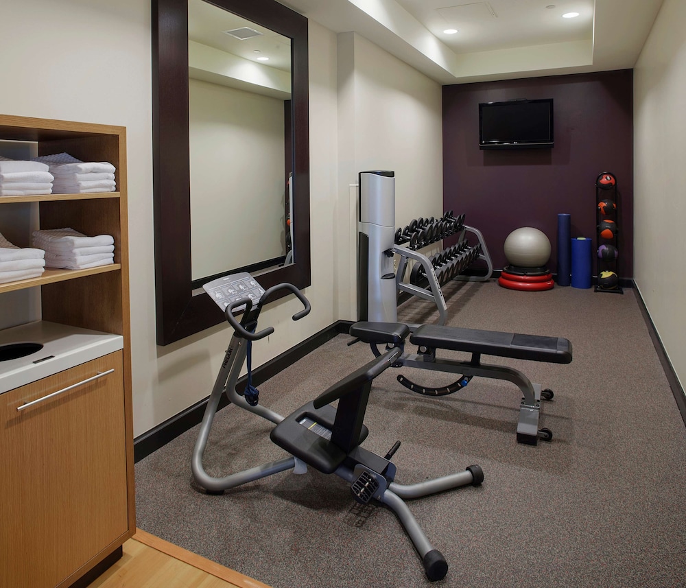 DoubleTree Suites by Hilton Bentonville - photo 23