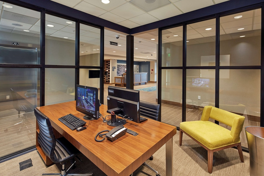 Hampton Inn & Suites Sacramento at Csus - photo 58