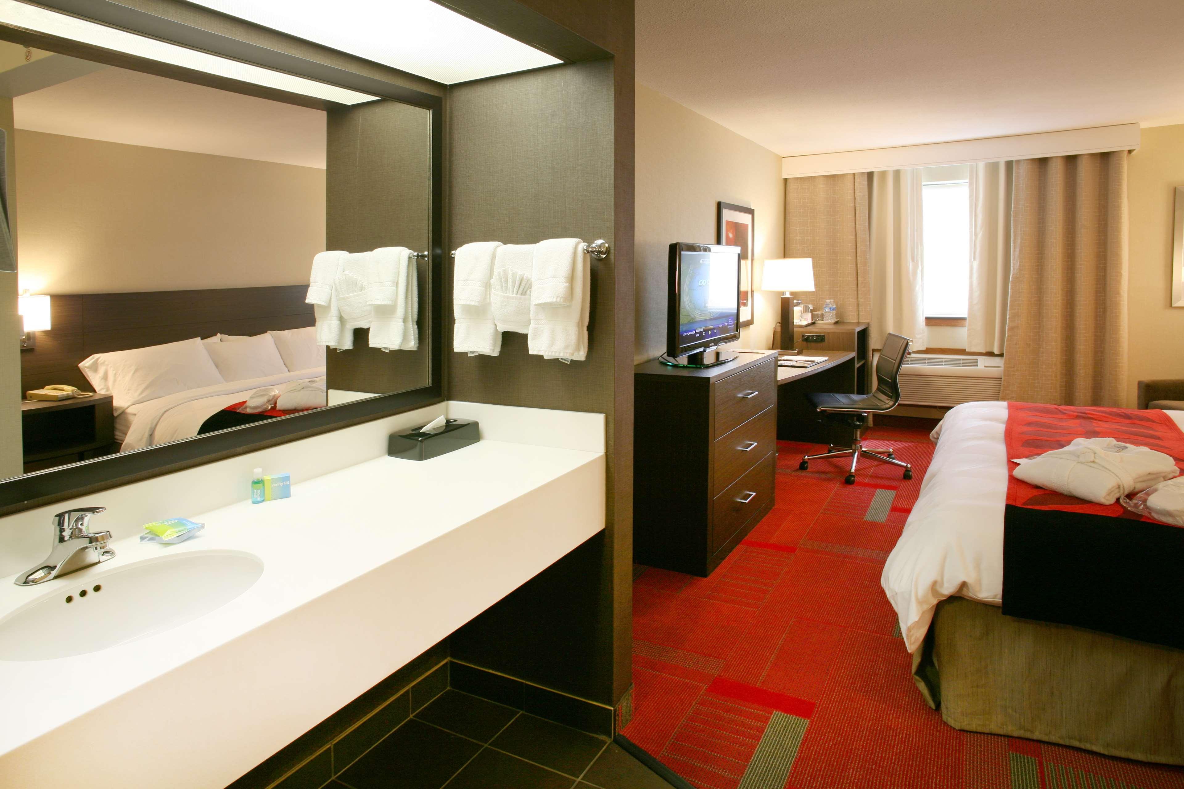 Radisson Hotel Madison - photo 47