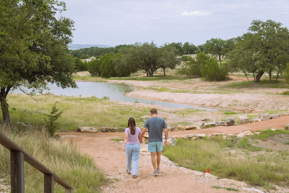 Outdoorsy Hill Country - photo 39