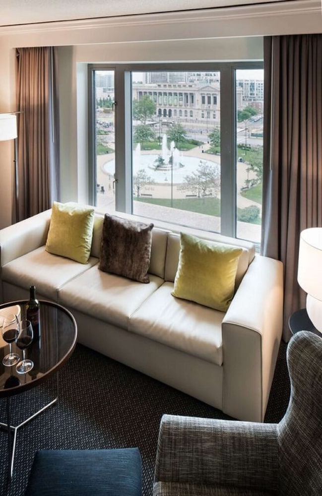 The Logan Philadelphia Curio Collection by Hilton - photo 31