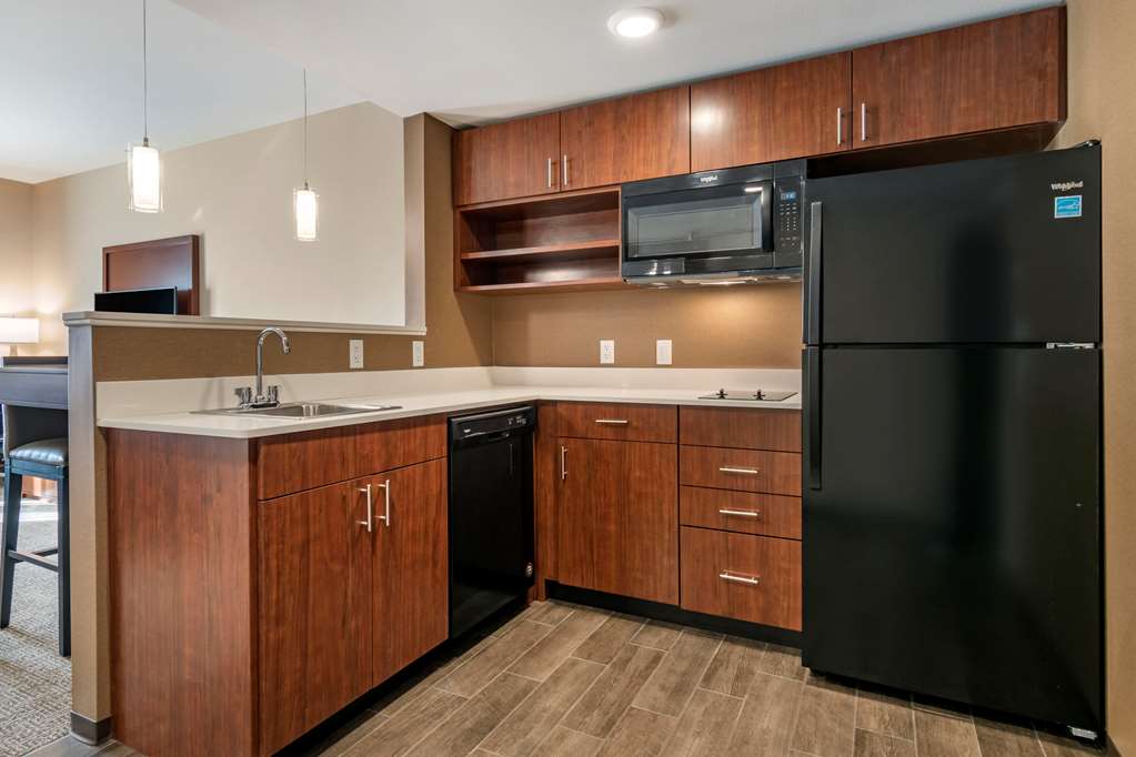 Comfort Suites Camp Hill Harrisburg West - photo 13