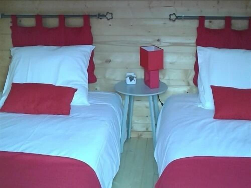 Les Chalets De Lozzi — Unknown City — photo 4