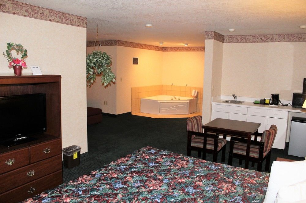 Cumberland Inn & Suites - photo 15