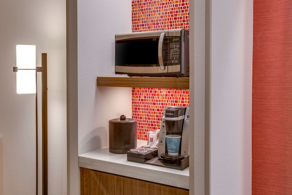 Hilton Garden Inn Oklahoma City Airport - photo 16