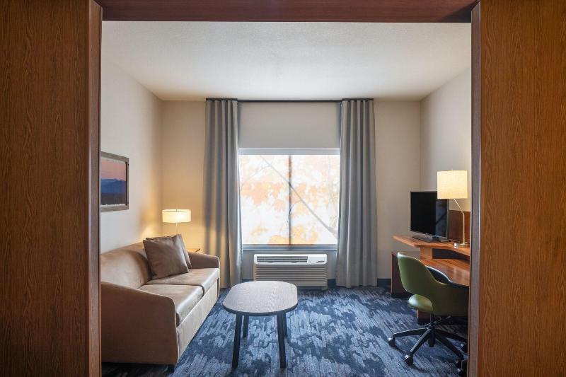 Fairfield Inn and Suites by Marriott Chillicothe - photo 41