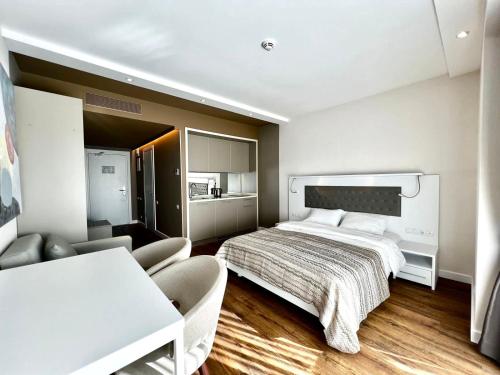 Viva beach Apartments in Alliance palace