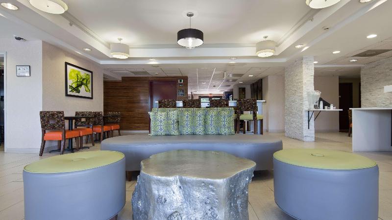 Best Western Plus Huntersville Inn & Suites Near Lake Norman - photo 4