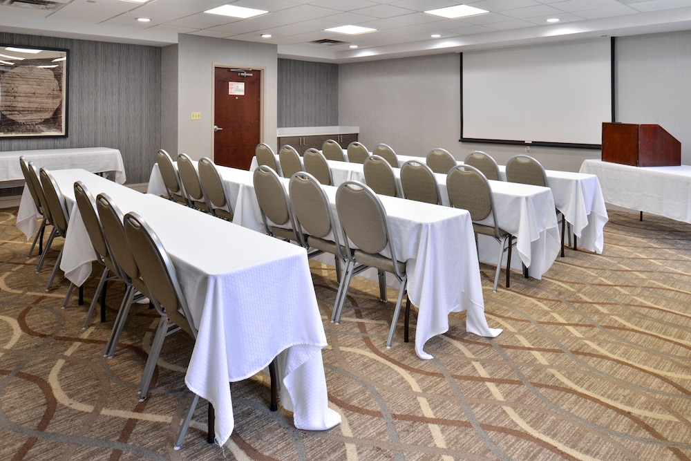 Holiday Inn Express Hotel & Suites Lafayette by IHG - photo 30