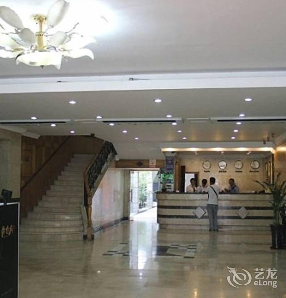 Friendship Hotel - last minute hotel in Chengdu