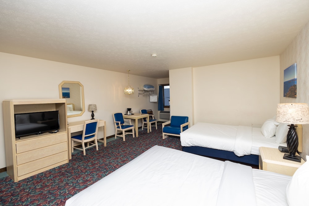 Cedar Motor Inn - photo 9