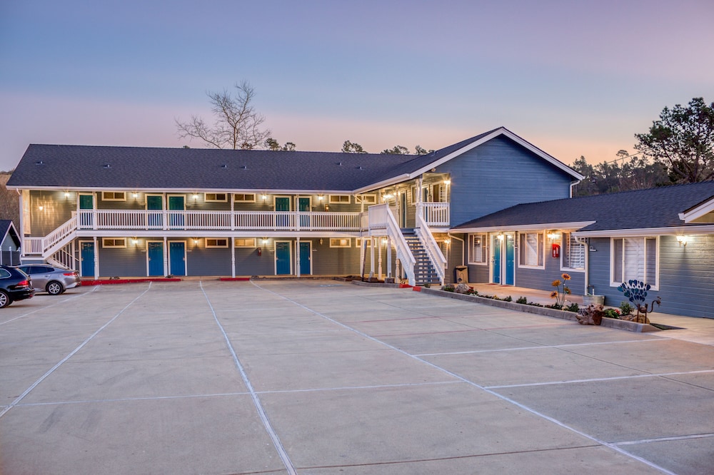 Creekside Inn - photo 32