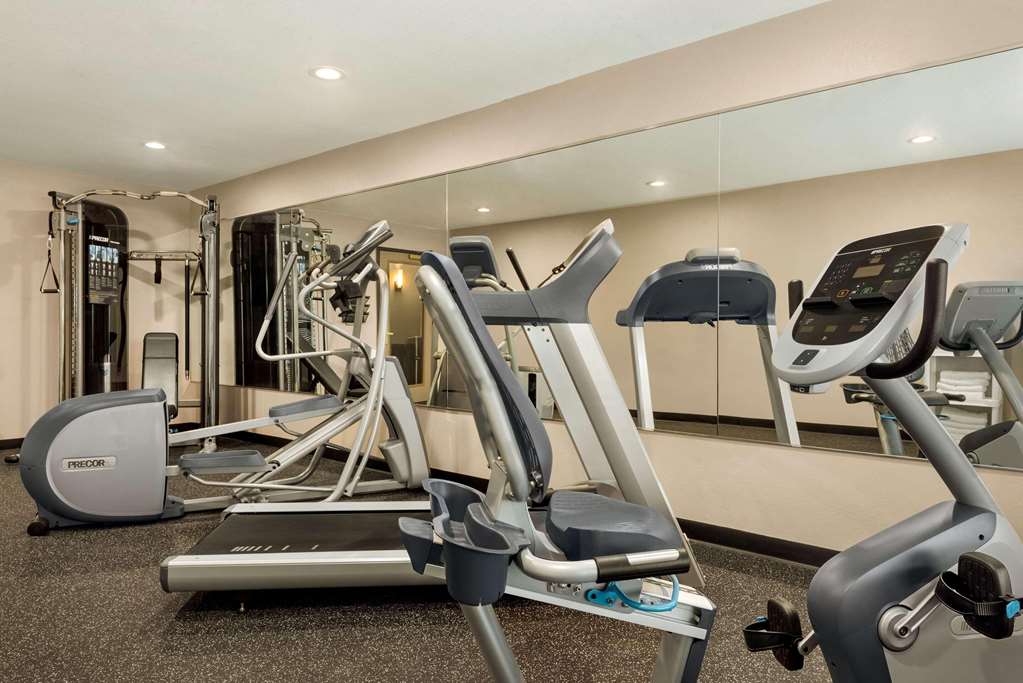 Country Inn & Suites by Radisson Decorah IA - photo 15