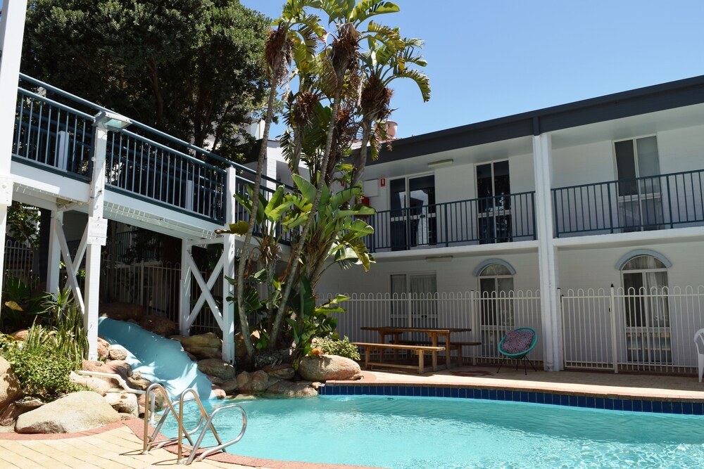 West Beach Lagoon 107 Exceptional Value — Scarborough