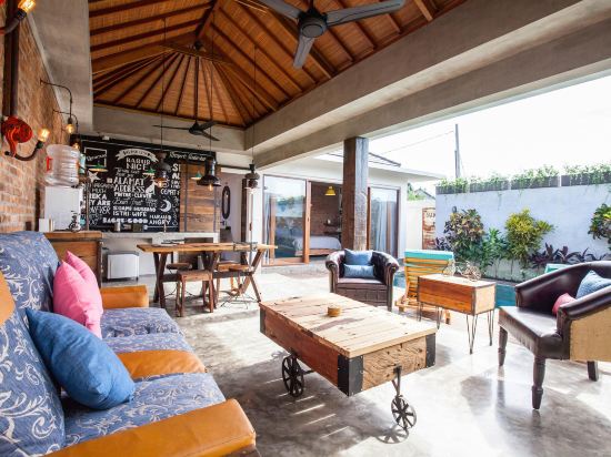 4Quarters Luxury Pool Villas Bali — 4-Star Luxury Hotel in Bali, Indonesia