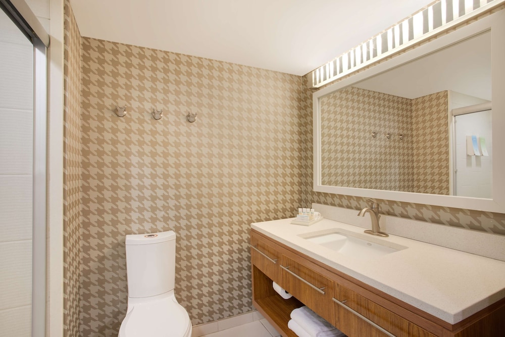 Home2 Suites by Hilton Charlotte I 77 Tyvola Rd - photo 24