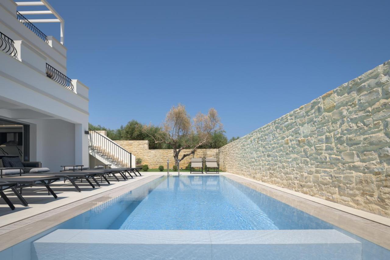 Ivory Villa Pool Heated Spawhirlpool Sauna & Gym by Thinkvilla — Perama — photo 4