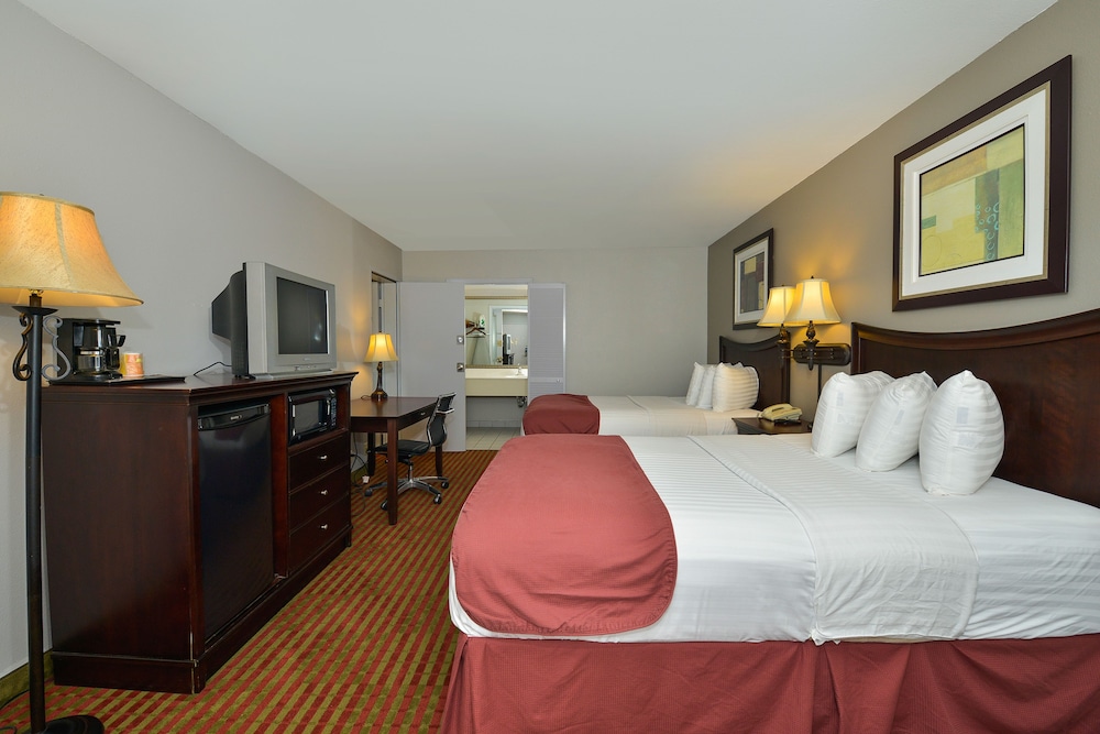 The Dels Pittsburg - photo 16