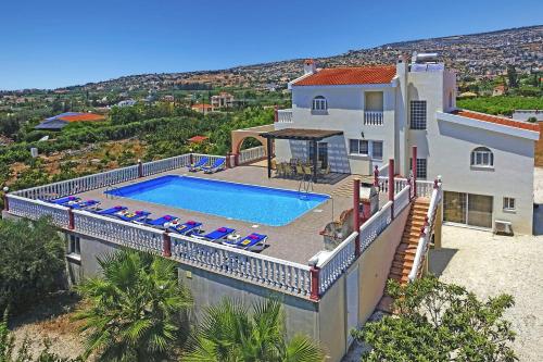 Villa Veronika by Villa Plus