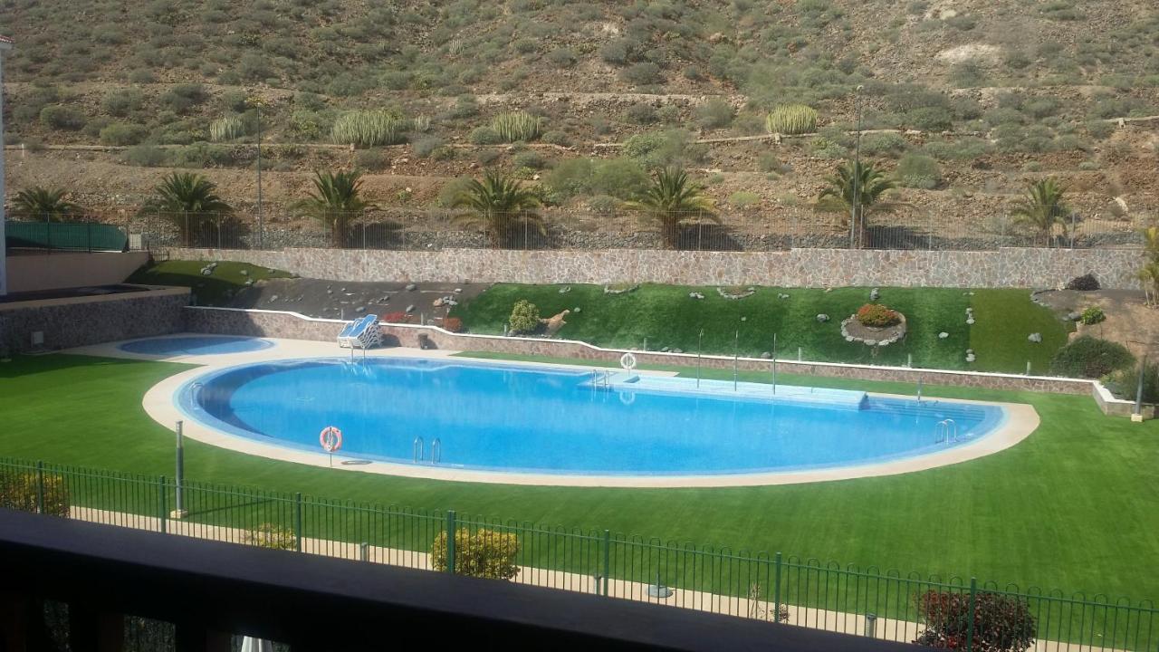 Apartment Jilguero Sunny — 4-Star Luxury Hotel in Arona, Spain