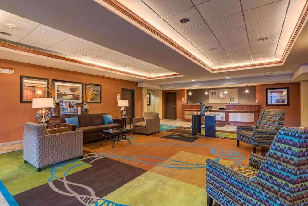 Grand Vista Hotel Parachute - photo 2