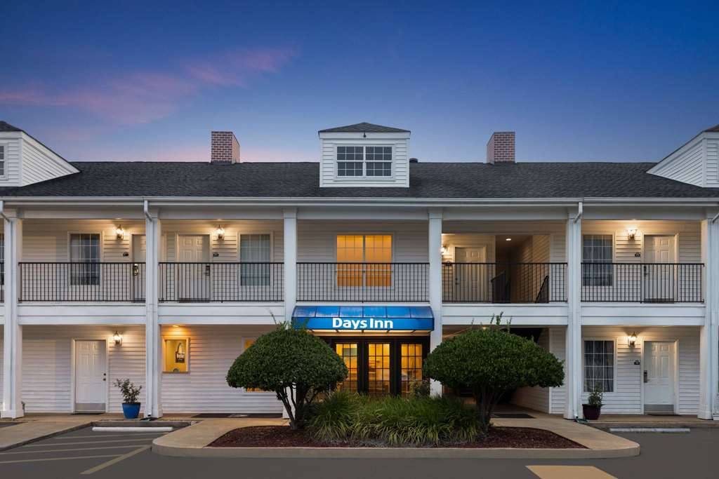 Days Inn by Wyndham Americus - photo 4