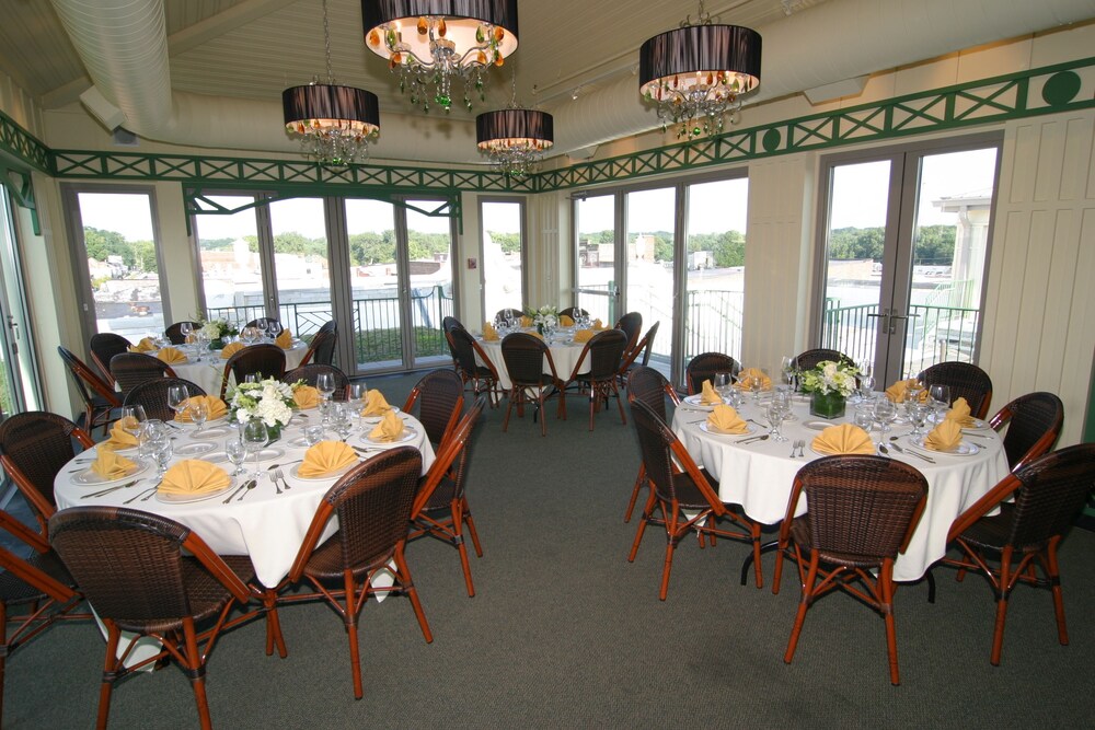 Charley Creek Inn - photo 49