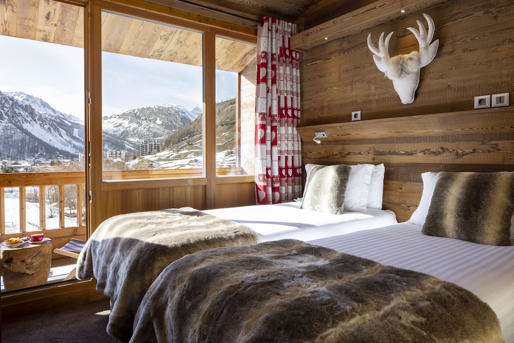 Hotel Ski Lodge in Val-D'isere, France