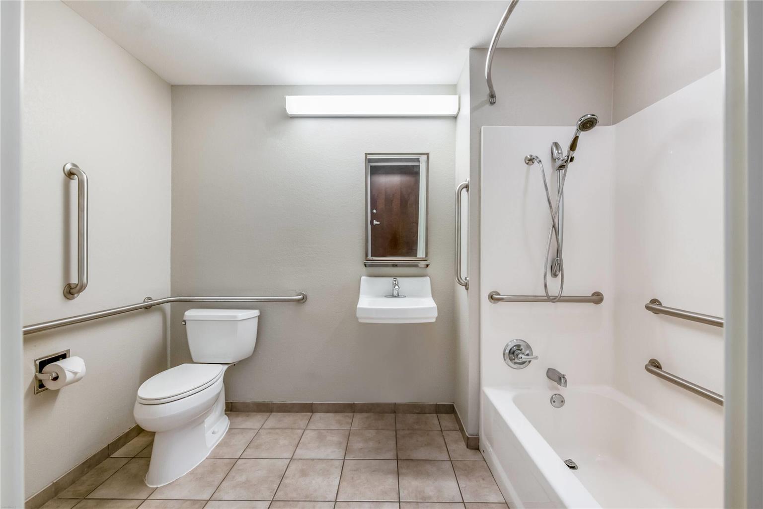 Microtel Inn & Suites by Wyndham Pearl River Slidell - photo 26