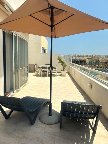 Modern Penthouse with terraces in Marsascala — 4-Star Luxury Hotel in Marsaskala, Malta