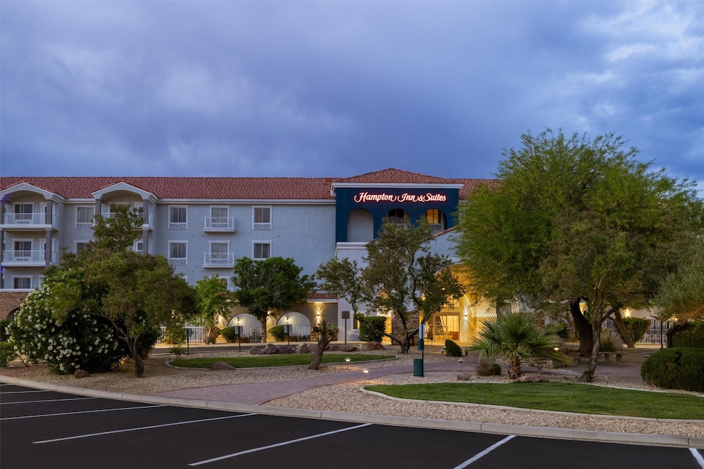 Hampton Inn & Suites by Hilton Mesquite - photo 2