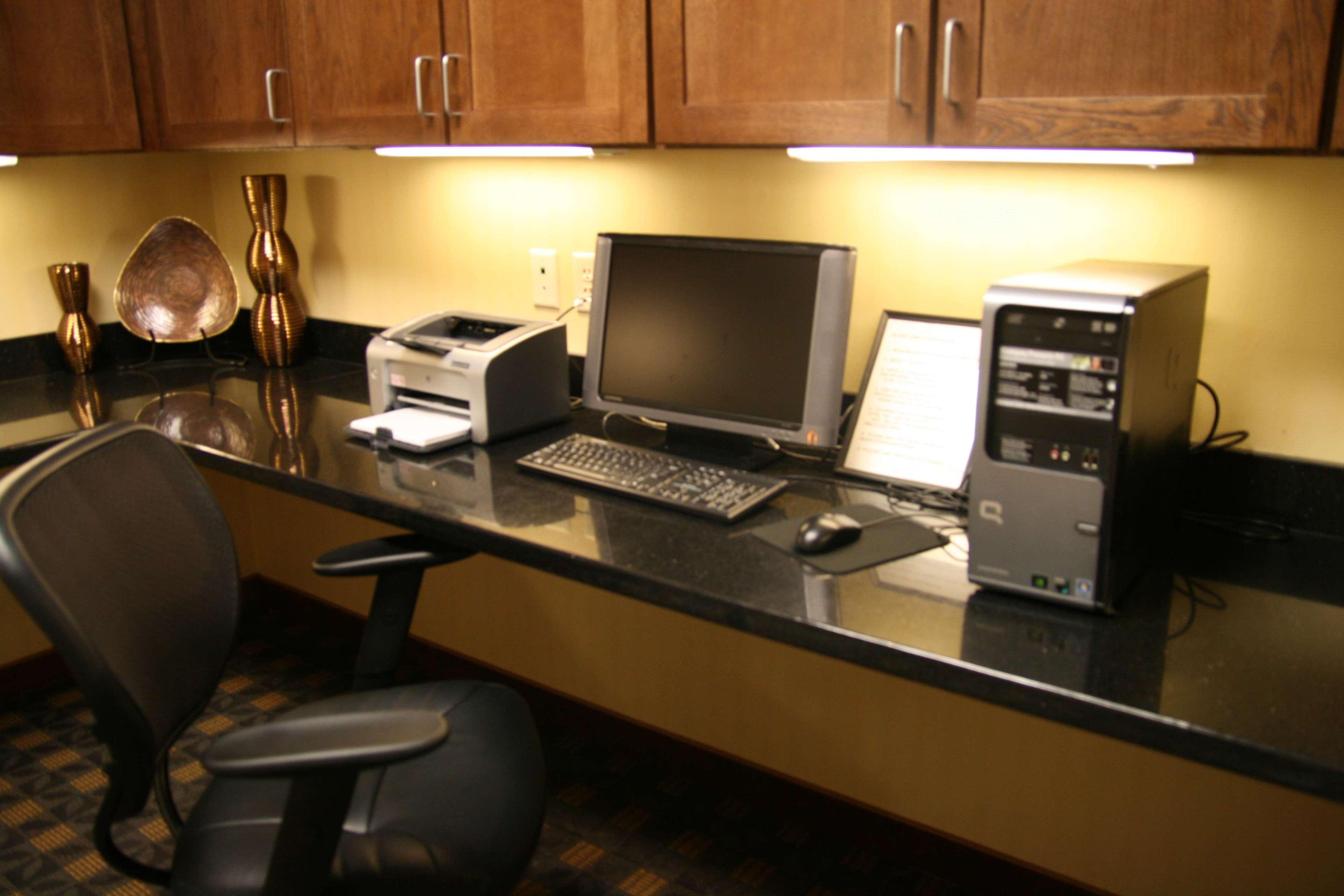 Hampton Inn La Junta - photo 14