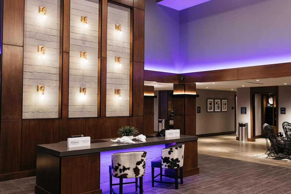 Revel Hotel Des Moines Urbandale Tapestry Collection by Hilton - photo 4